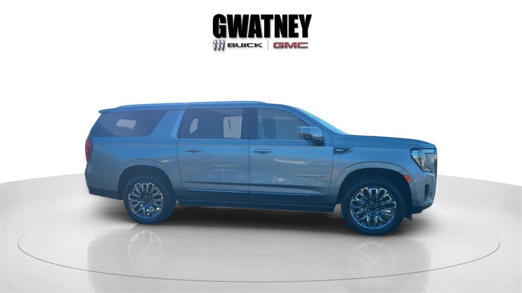 Used 2024 GMC Yukon XL Denali Ultimate image 7