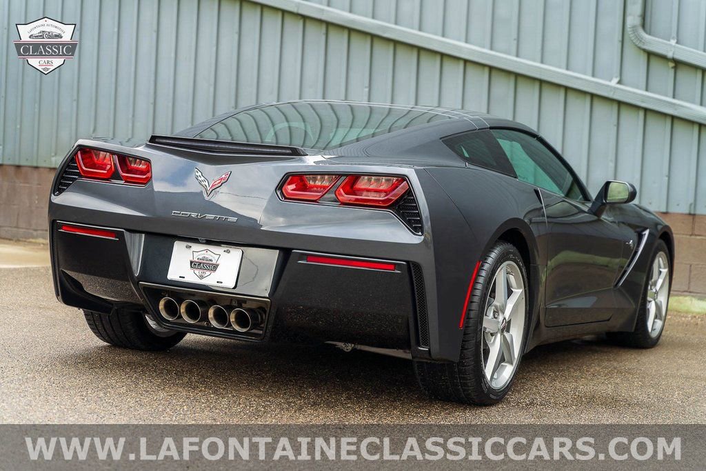 Used 2014 Chevrolet Corvette Base w/ Battery Protection Package image 8