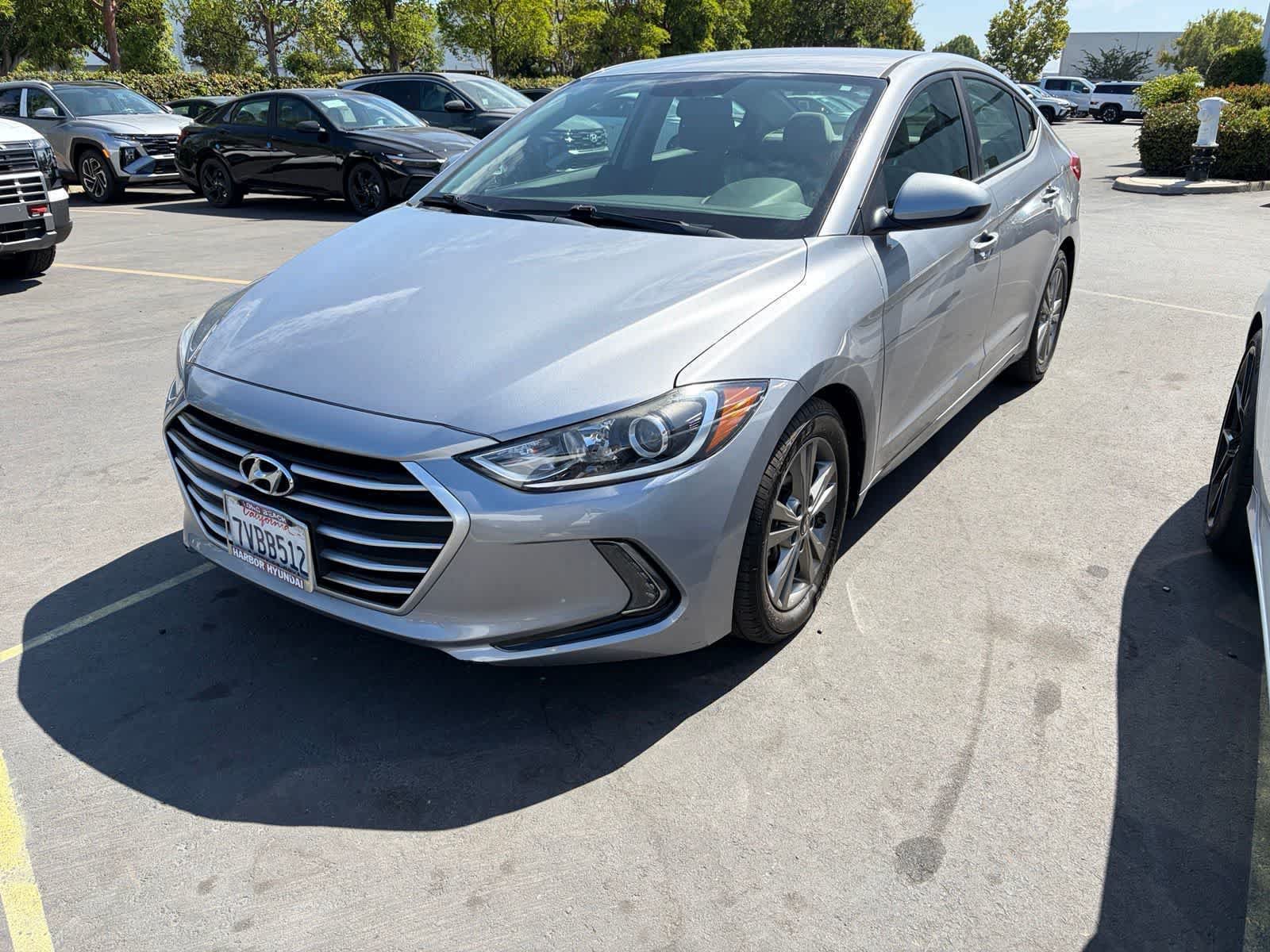Used 2017 Hyundai Elantra SE w/ SE A/T Tech Package 03 FWD image 1