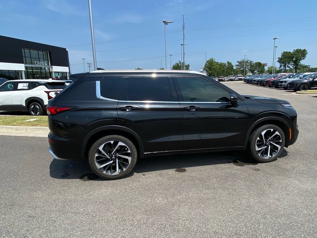 Used 2024 Mitsubishi Outlander SEL FWD image 9
