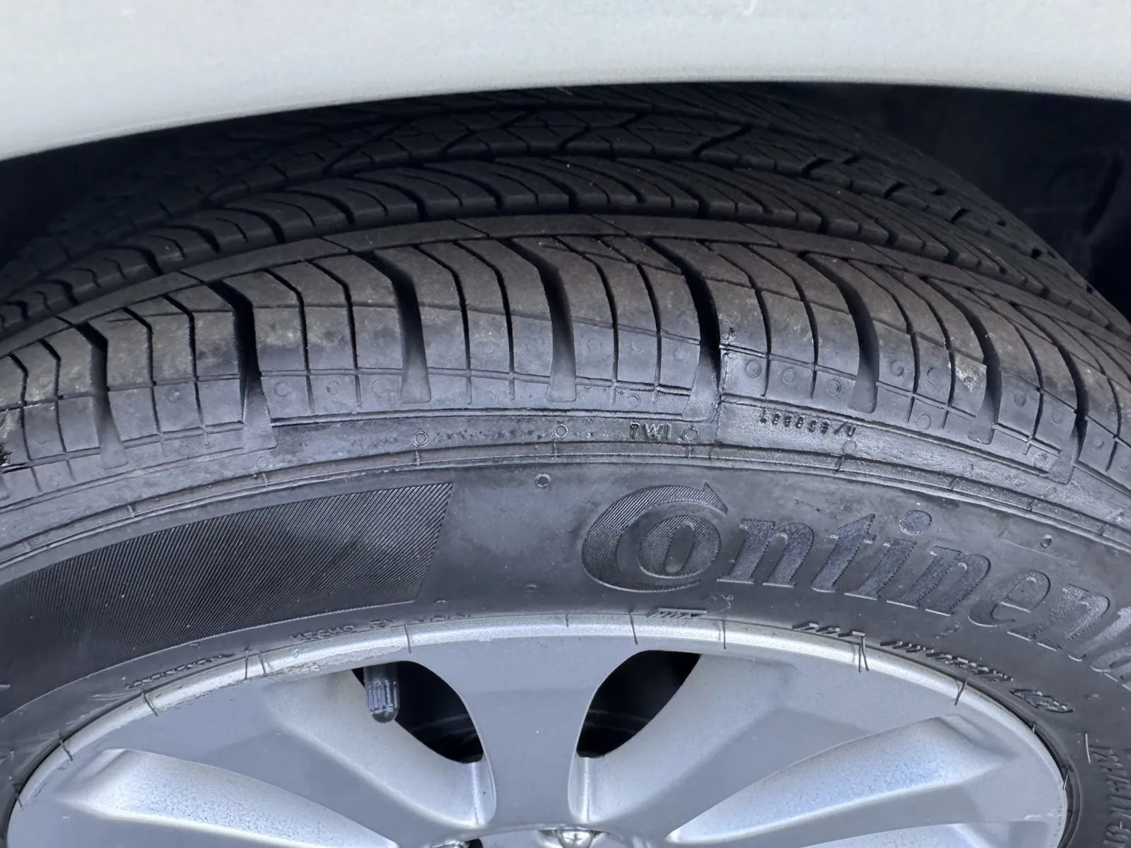 Used 2009 Subaru Impreza 2.5i AWD/4WD image 14
