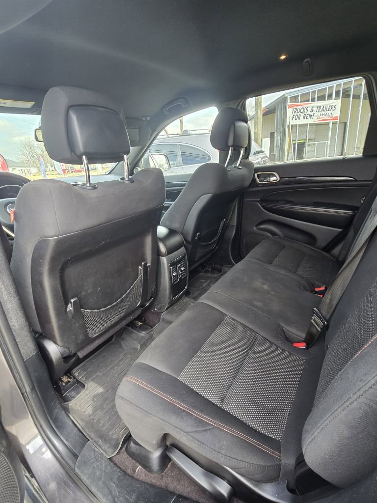 Used 2016 Jeep Grand Cherokee Laredo 75th Anniversary image 14