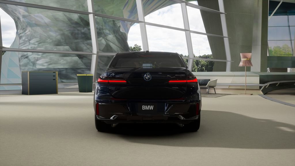 New 2026 BMW i7 xDrive60 w/ Executive Package image 31
