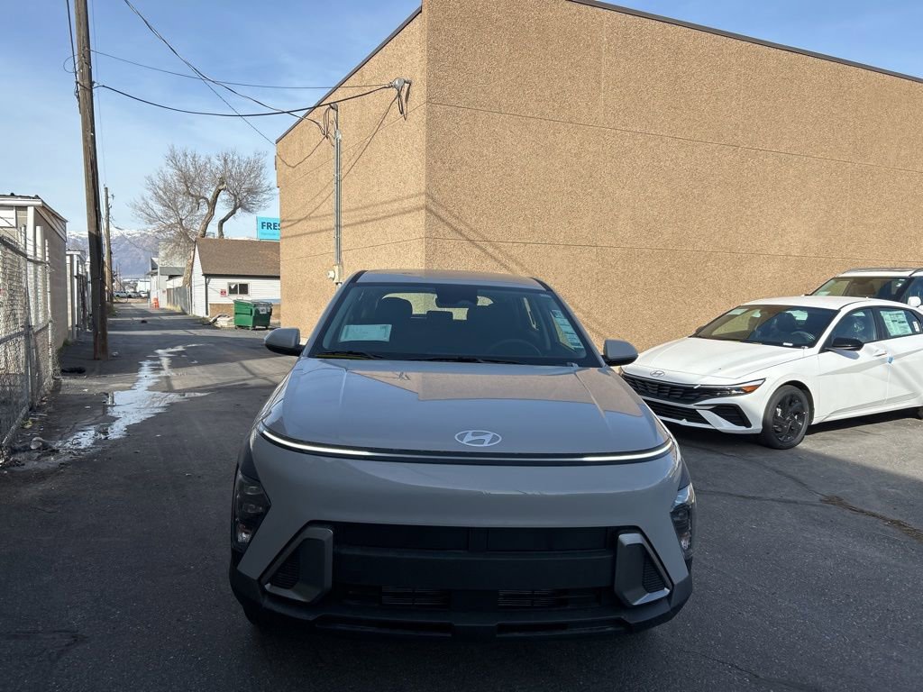 New 2026 Hyundai Kona SE image 2