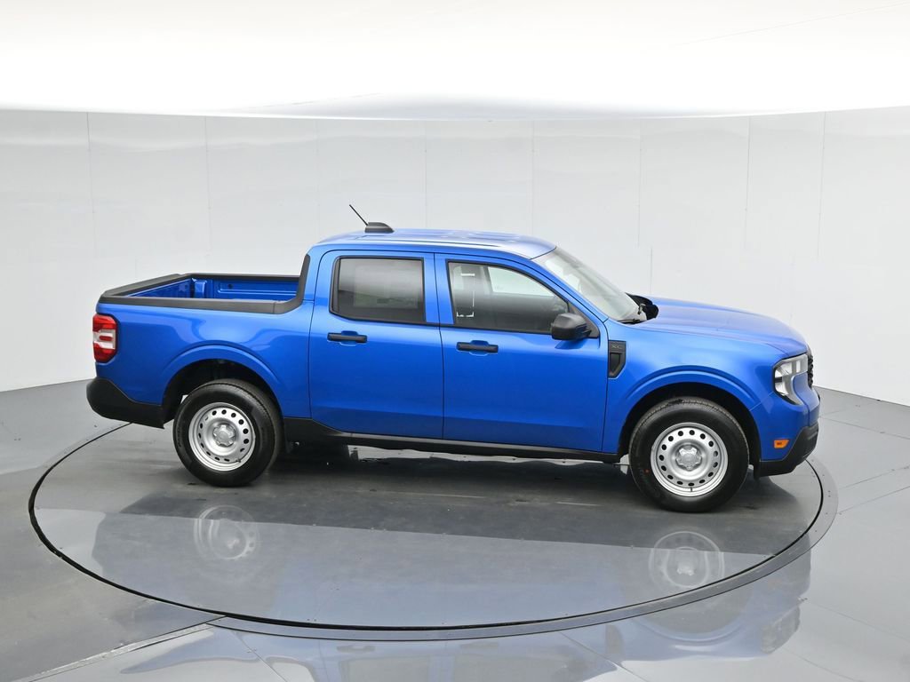 New 2025 Ford Maverick XL image 50