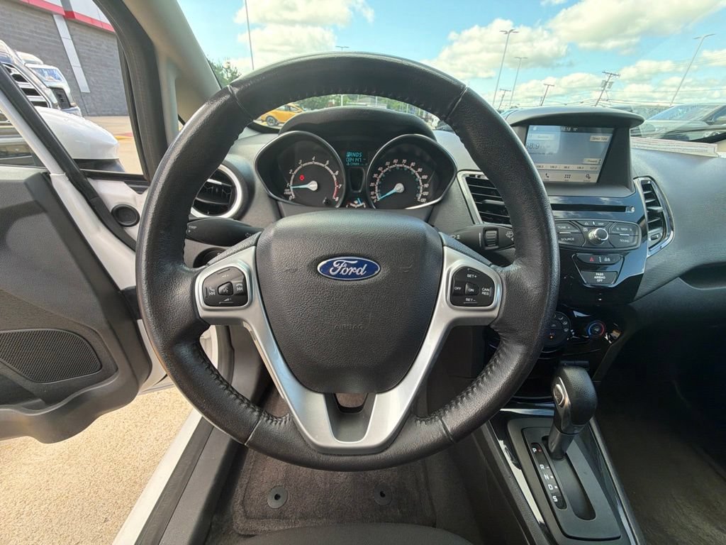 Used 2016 Ford Fiesta SE w/ Equipment Group 201A FWD image 13