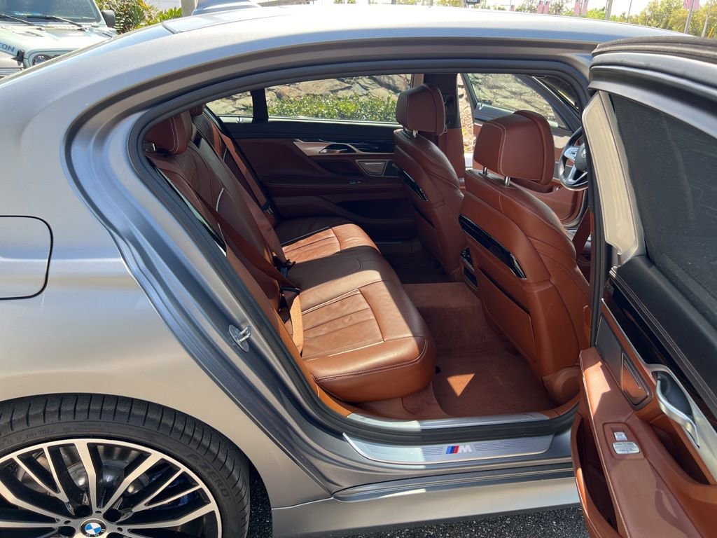 Used 2018 BMW 750i 750i image 11