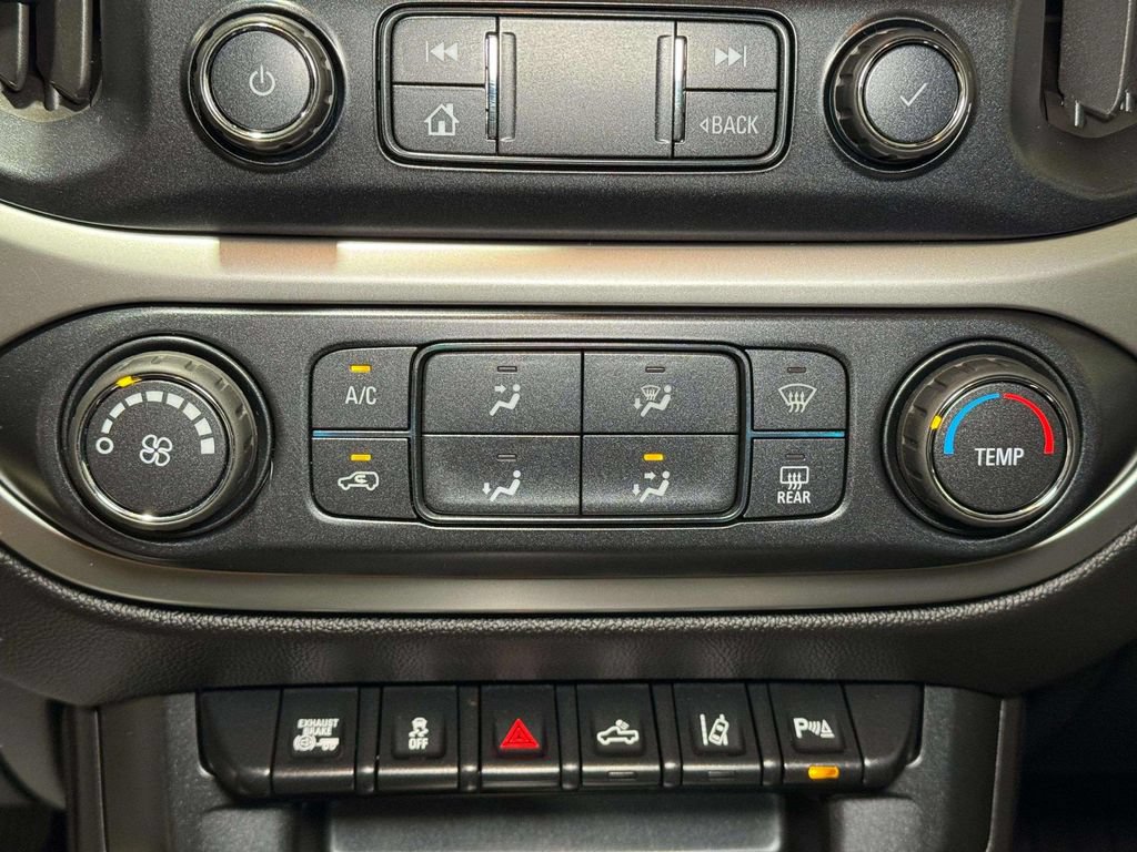 Used 2019 Chevrolet Colorado LT w/ LT Convenience Package AWD/4WD image 6