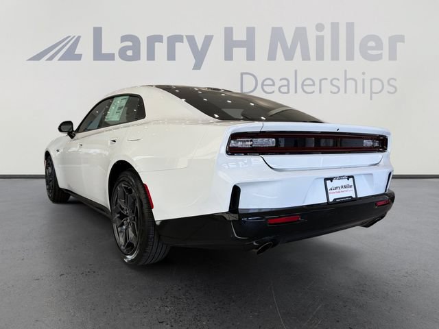 New 2026 Dodge Charger R/T w/ Blacktop Package AWD/4WD image 3