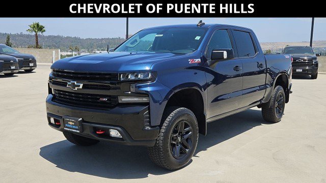 Used 2020 Chevrolet Silverado 1500 LT Trail Boss w/ Convenience Package AWD/4WD image 1