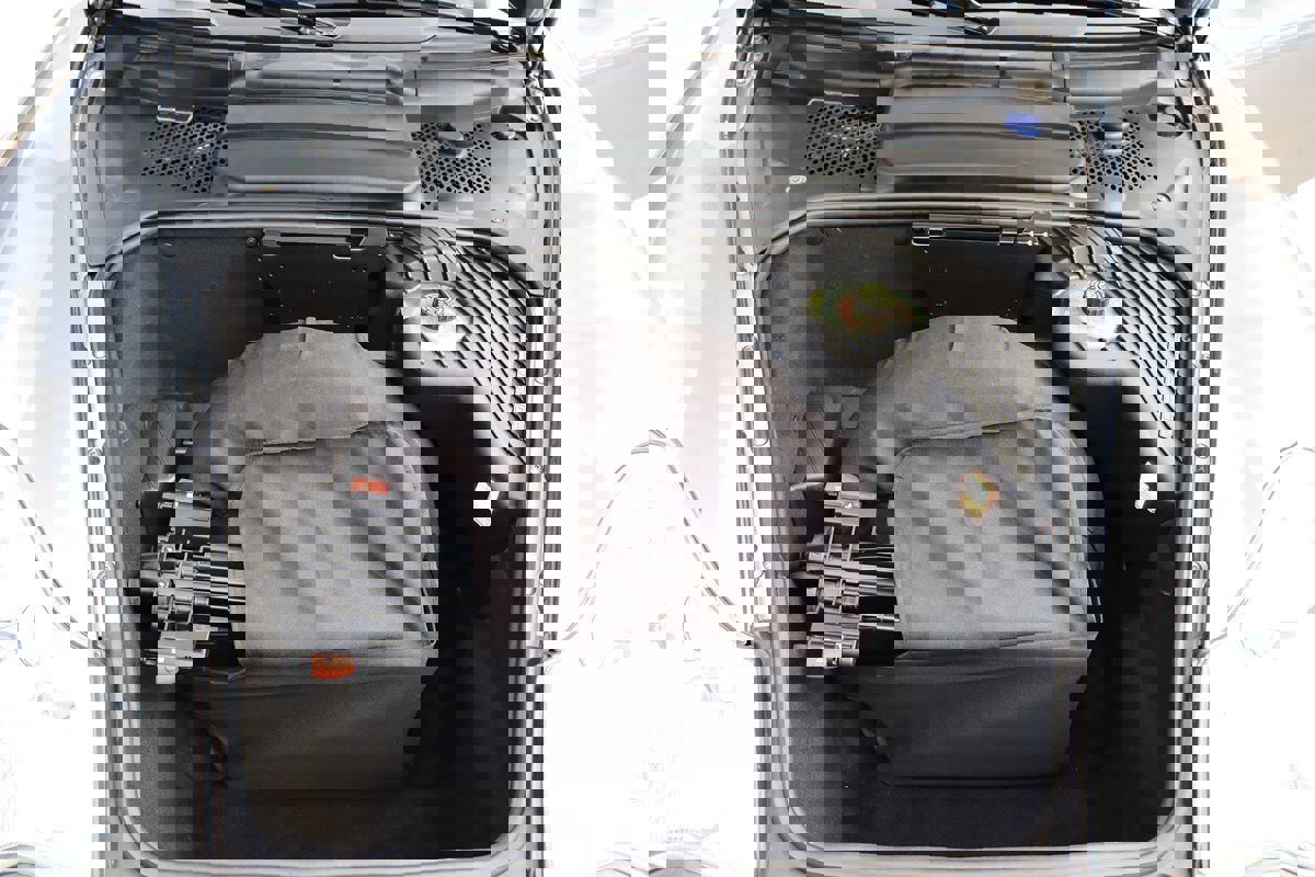 Used 2002 Porsche 911 Carrera image 48