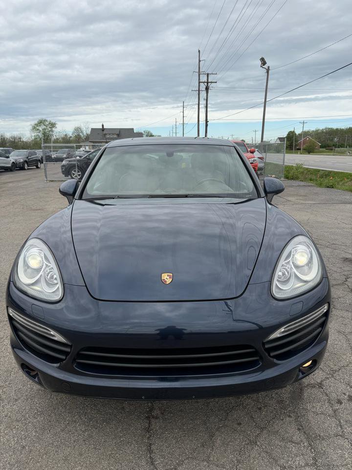 Used 2014 Porsche Cayenne S image 16