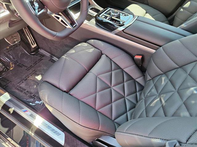New 2025 BMW 740i w/ Premium Package image 4