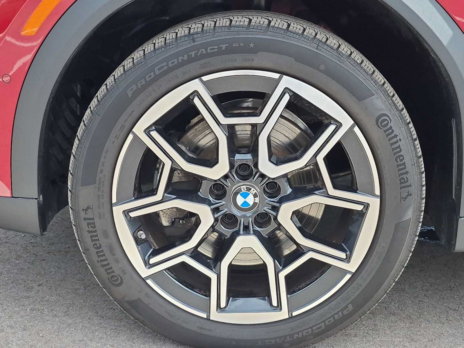 Used 2026 BMW X2 xDrive28i AWD/4WD image 13