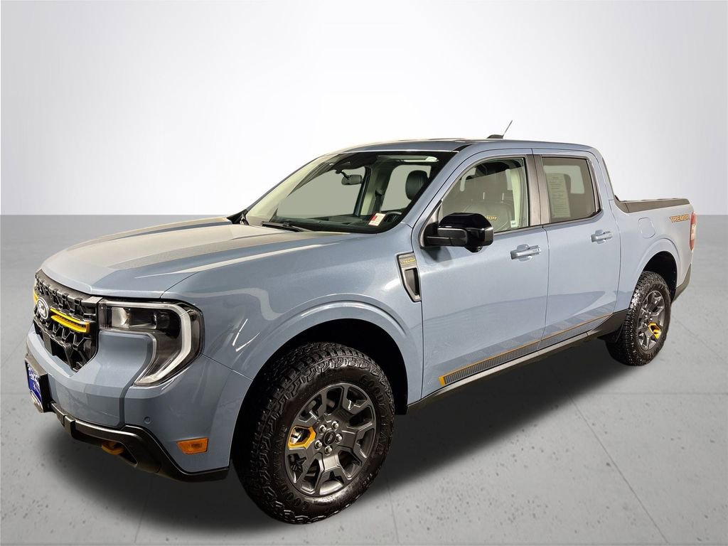 Used 2025 Ford Maverick Tremor image 2