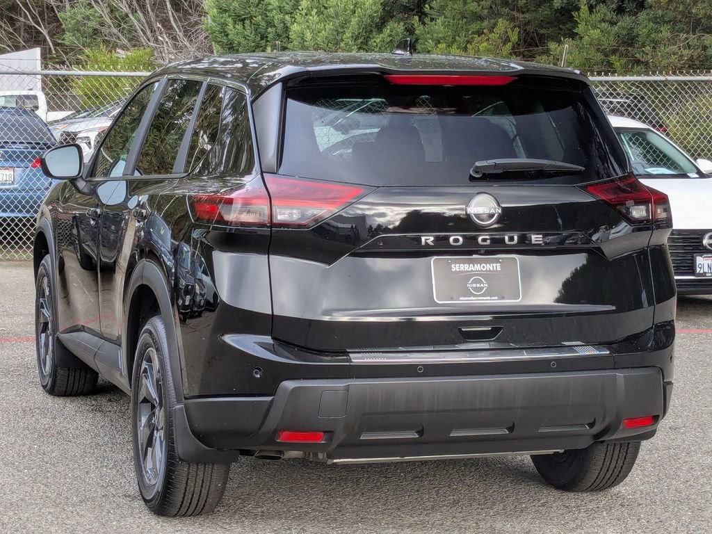 New 2026 Nissan Rogue SV image 7