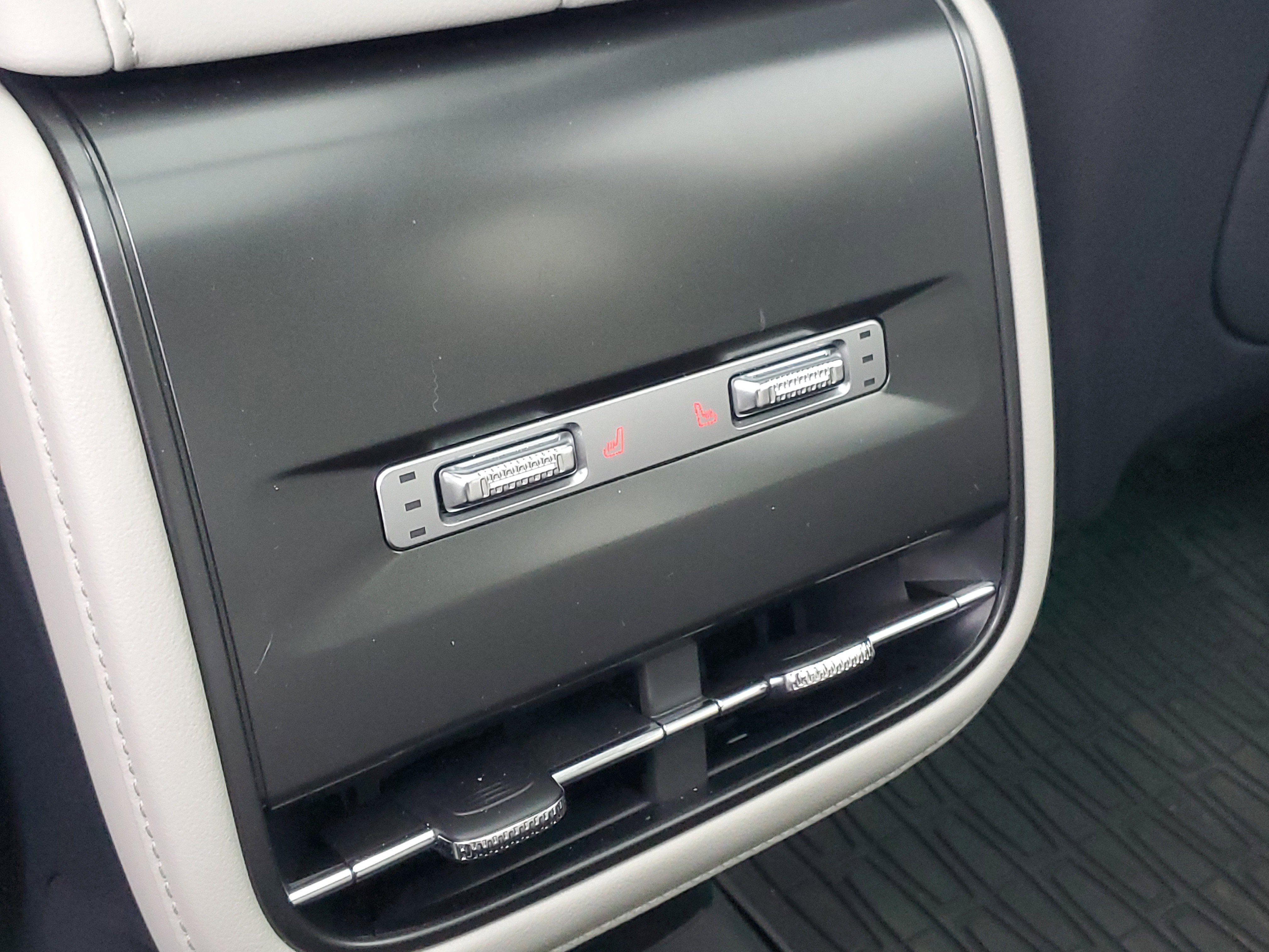 New 2026 Lincoln Nautilus Reserve w/ Jet Appearance Package image 28