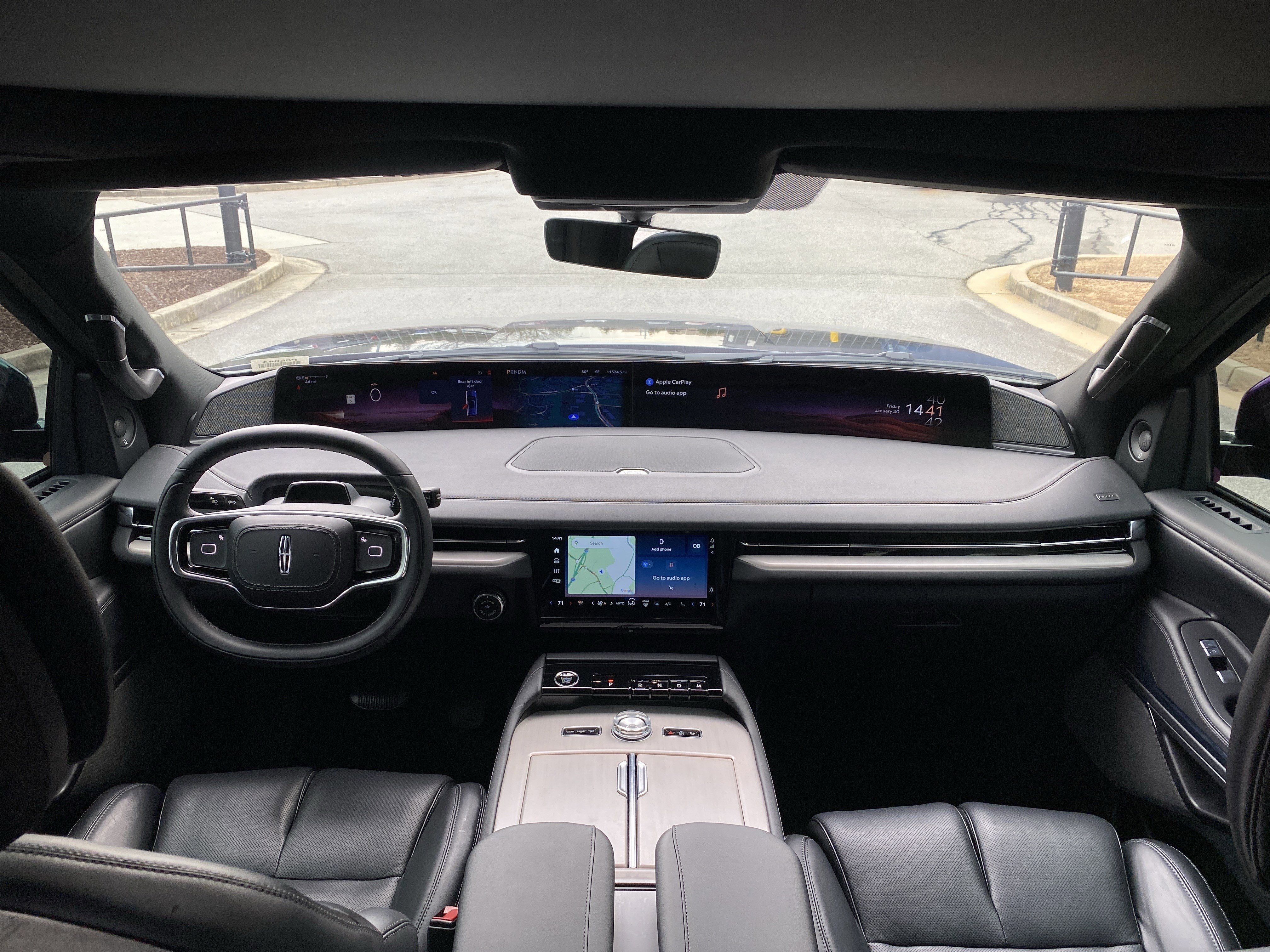 Used 2025 Lincoln Navigator Reserve w/ Jet Appearance Package image 18