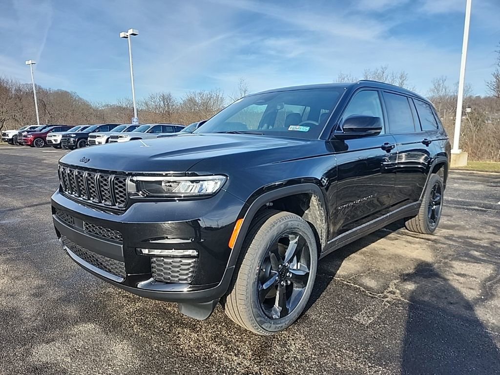 New 2025 Jeep Grand Cherokee L Limited w/ Black Appearance Package image 7