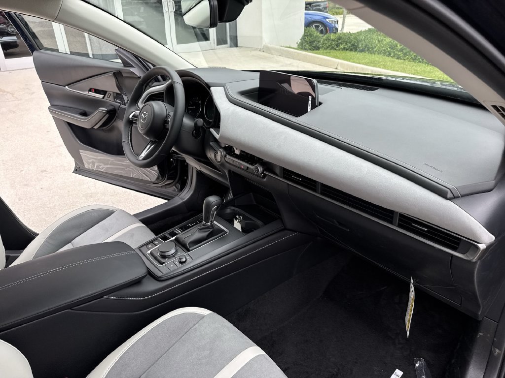 New 2026 MAZDA CX-30 2.5 Turbo Aire Edition AWD/4WD image 32