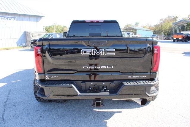 Used 2024 GMC Sierra 3500 Denali w/ Denali Reserve Package image 9
