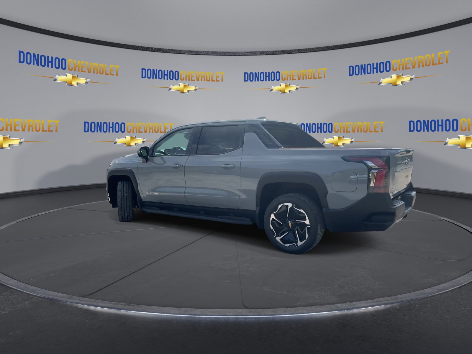 New 2026 Chevrolet Silverado EV LT w/ Premium Package image 6