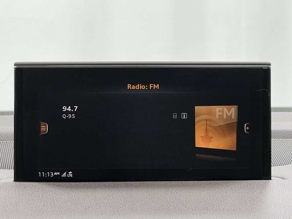 Used 2017 Audi Q7 3.0T Premium Plus w/ Premium Plus Package image 26