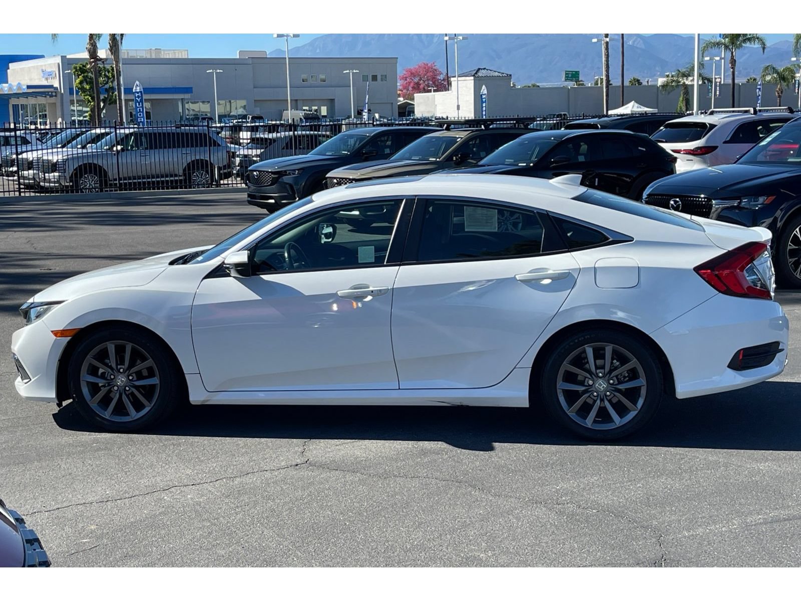 Used 2021 Honda Civic EX image 2