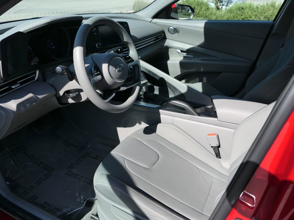 Certified 2023 Hyundai Elantra SEL image 10