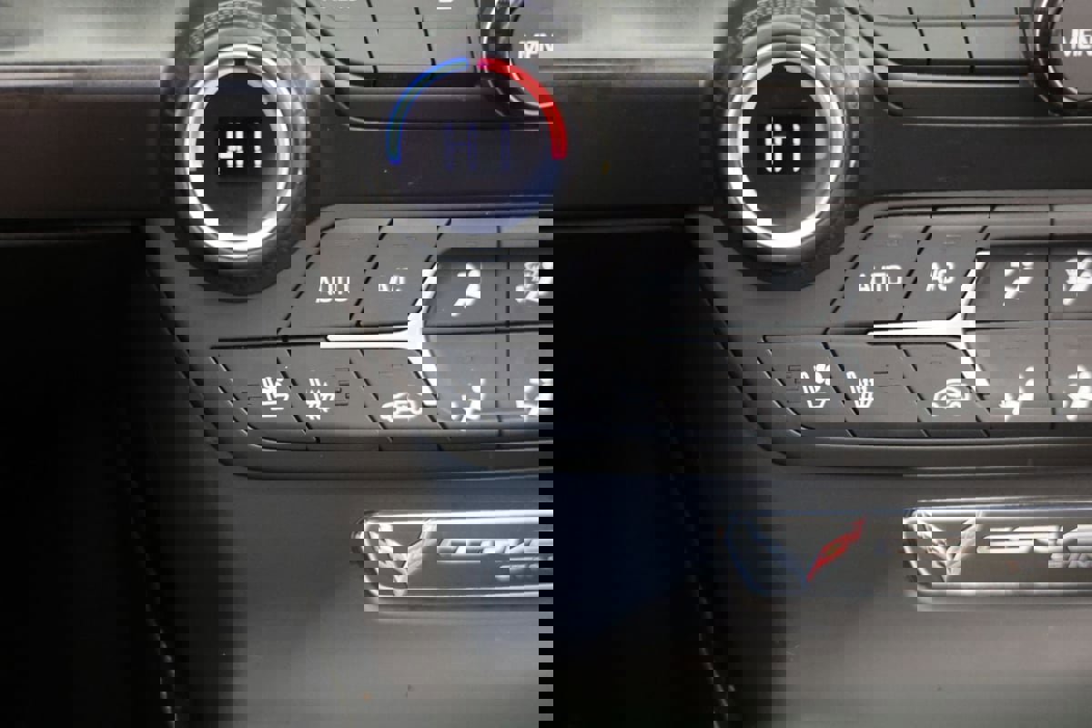 Used 2015 Chevrolet Corvette Stingray Coupe w/ 2LT Preferred Equipment Group image 9