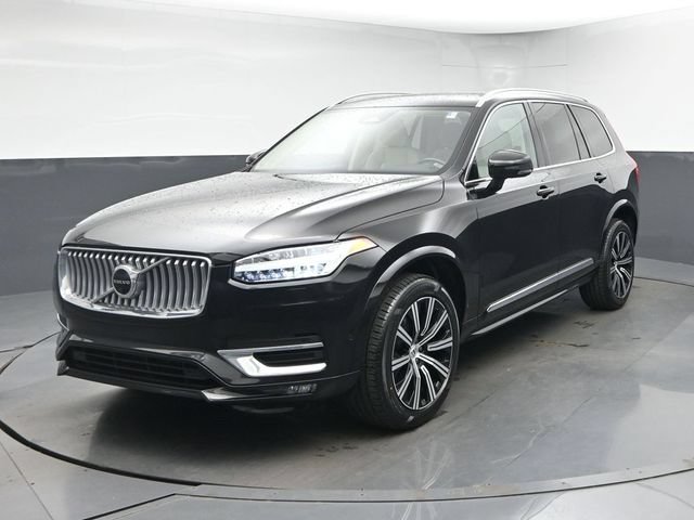 Used 2023 Volvo XC90 B6 Plus w/ Protection Package AWD/4WD image 3