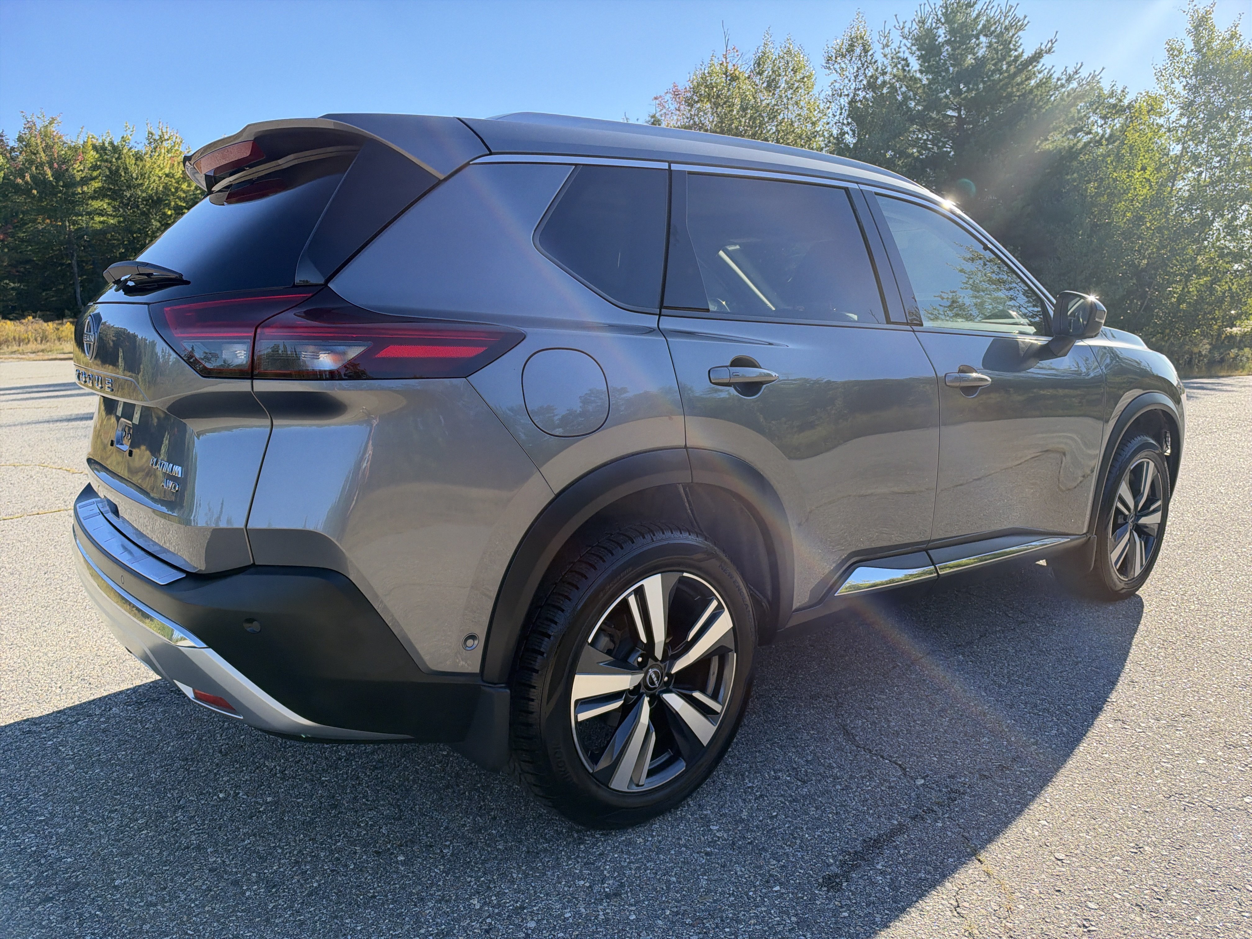 Certified 2023 Nissan Rogue Platinum w/ Platinum Premium Package AWD/4WD image 5