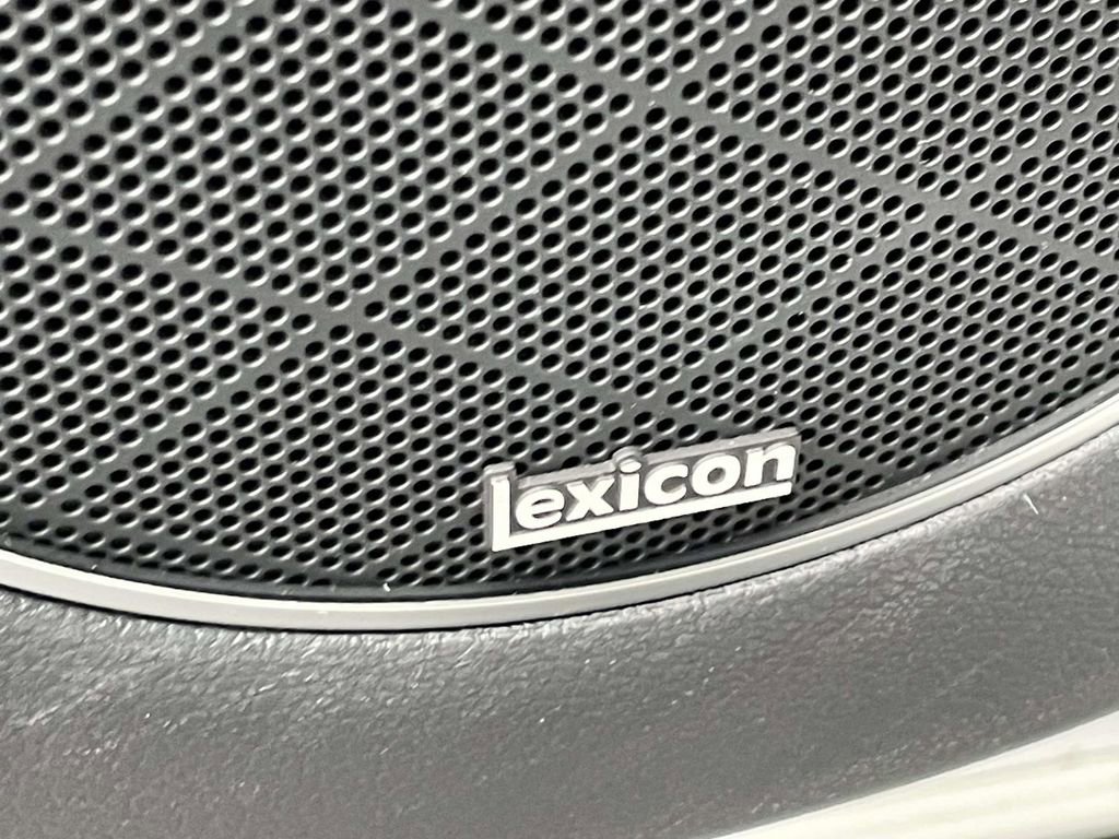 Used 2023 Genesis GV80 3.5T Advanced + w/ Cargo Package image 17