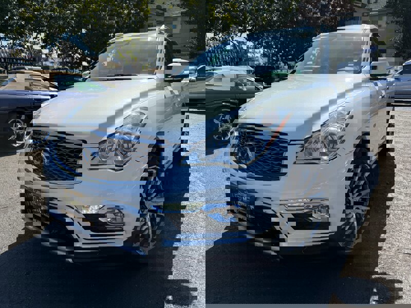 Used 2016 INFINITI QX50 2WD image 1