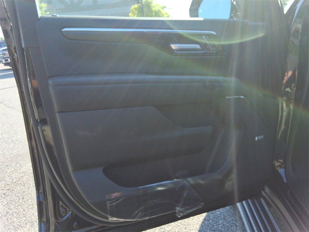 New 2026 Chevrolet Suburban High Country image 22