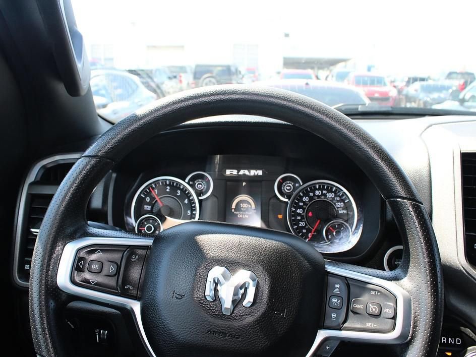 Used 2025 RAM 1500 Tradesman w/ Night Edition AWD/4WD image 13