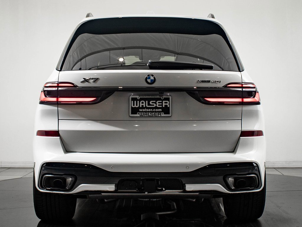 New 2026 BMW X7 xDrive40i w/ M Sport Package image 7