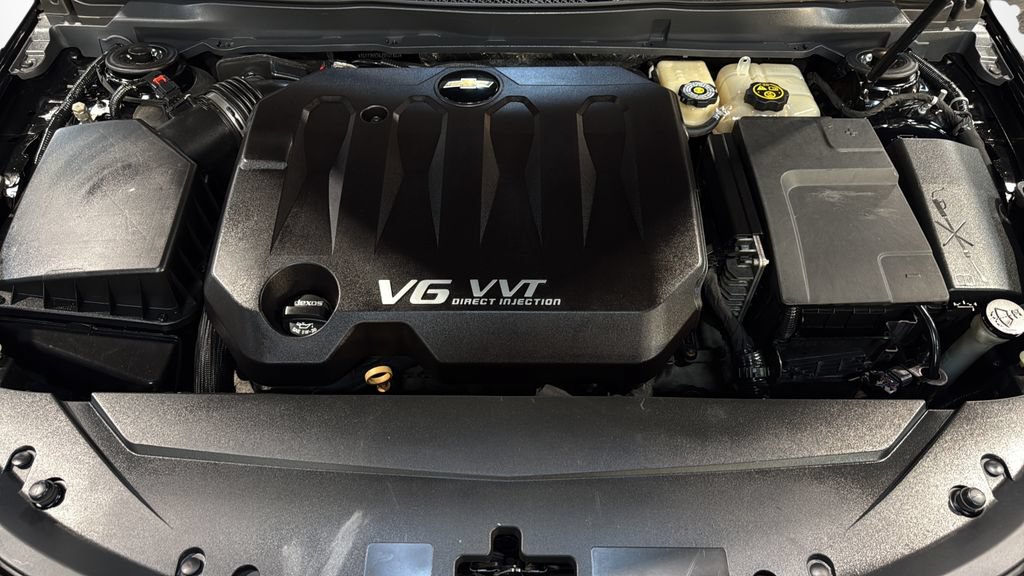 Used 2018 Chevrolet Impala Premier FWD image 38