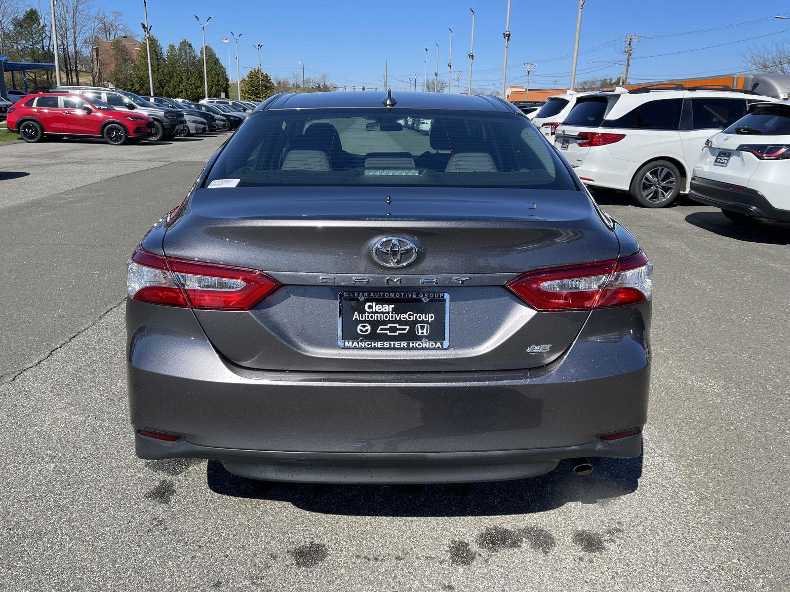 Used 2019 Toyota Camry LE image 18