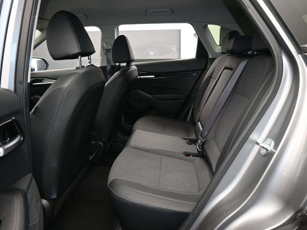 Used 2024 Kia Seltos S image 31