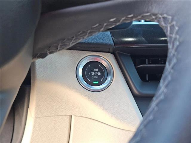 Used 2025 Cadillac CT4 Premium Luxury image 14