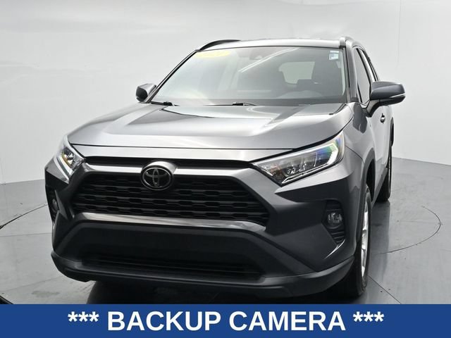 Used 2021 Toyota RAV4 XLE AWD/4WD image 3