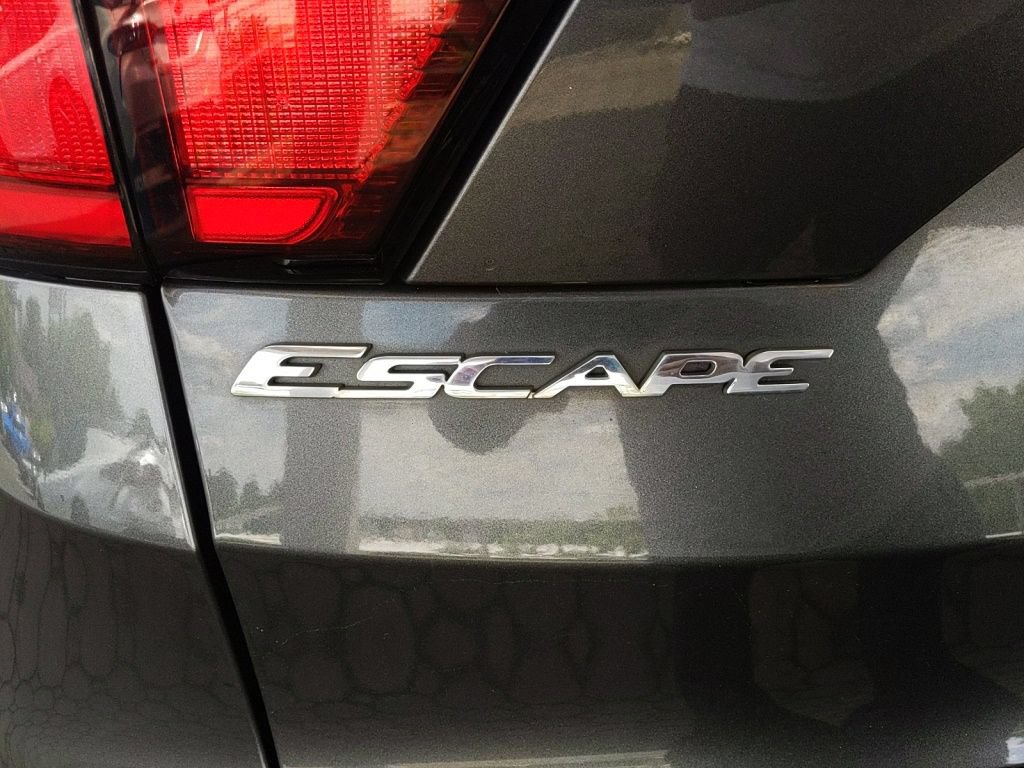 Used 2019 Ford Escape SE AWD/4WD image 8