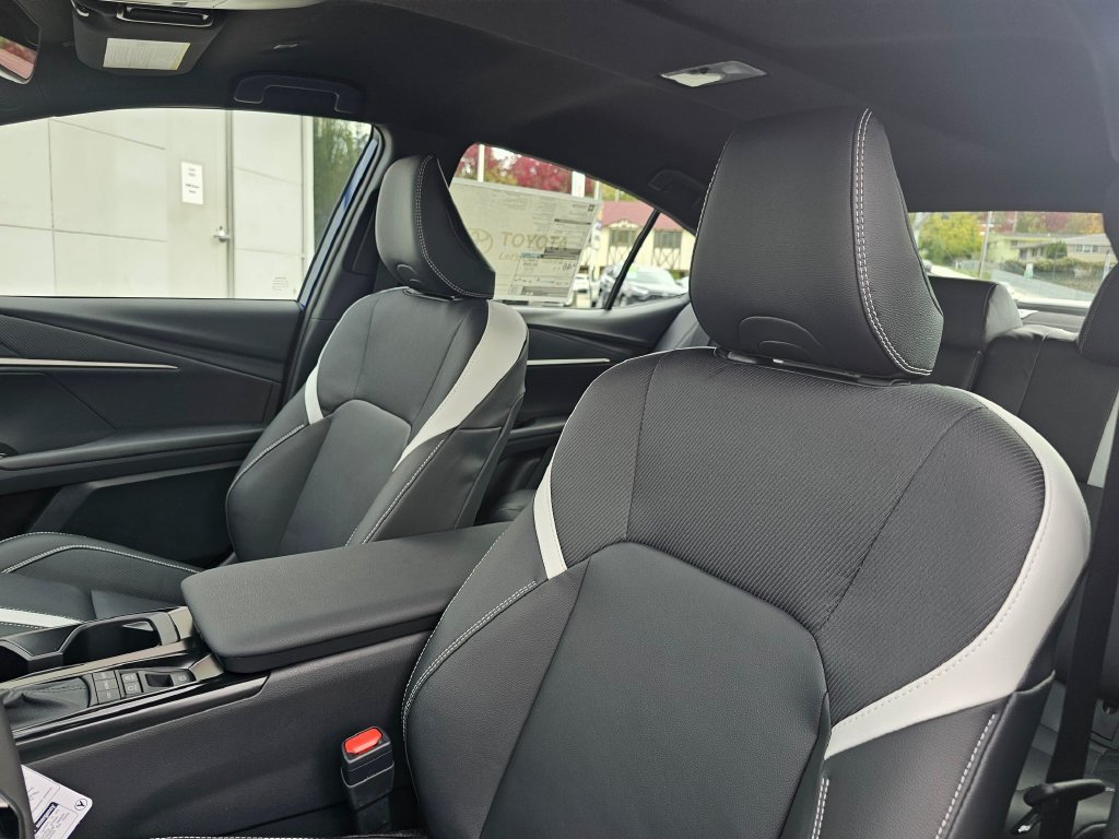 New 2026 Toyota Camry SE w/ Convenience Package FWD image 20