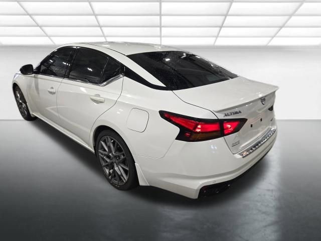 Used 2023 Nissan Altima 2.0 SR image 7