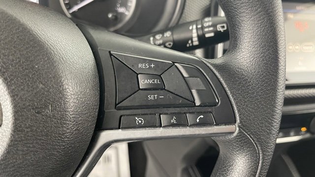 Used 2020 Nissan Kicks SV image 39