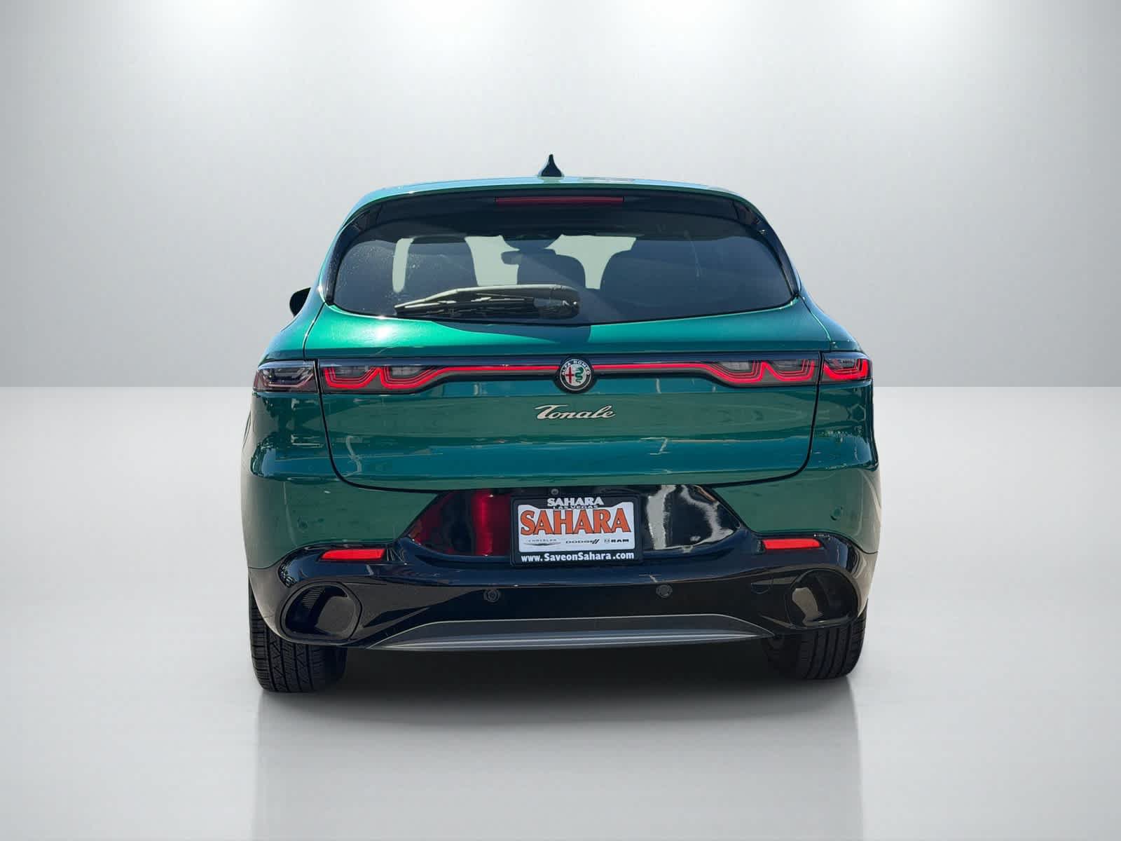 Used 2024 Alfa Romeo Tonale Ti AWD/4WD image 5