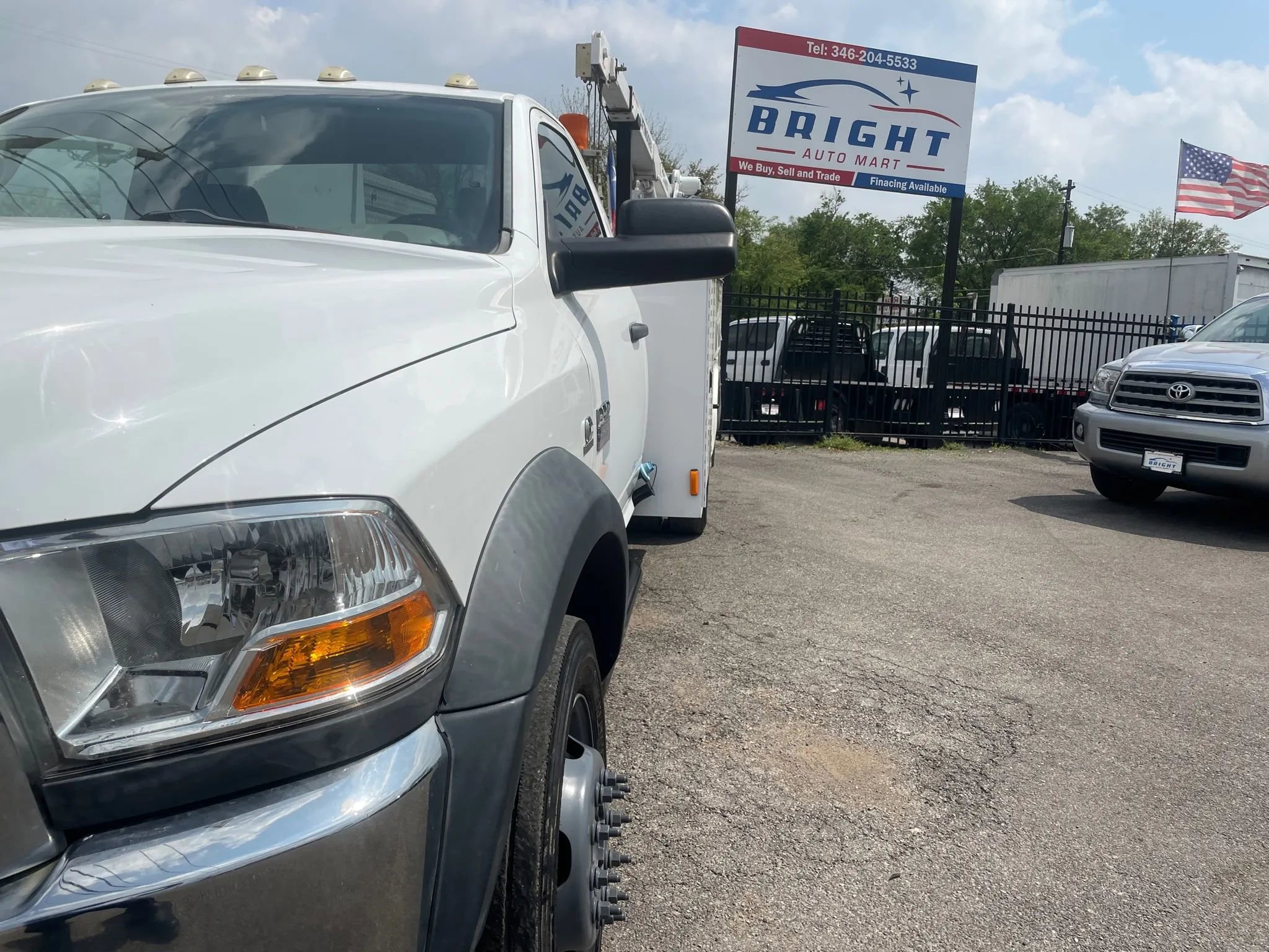 Used 2011 RAM 4500 2WD Regular Cab w/ ST Decor Group image 30
