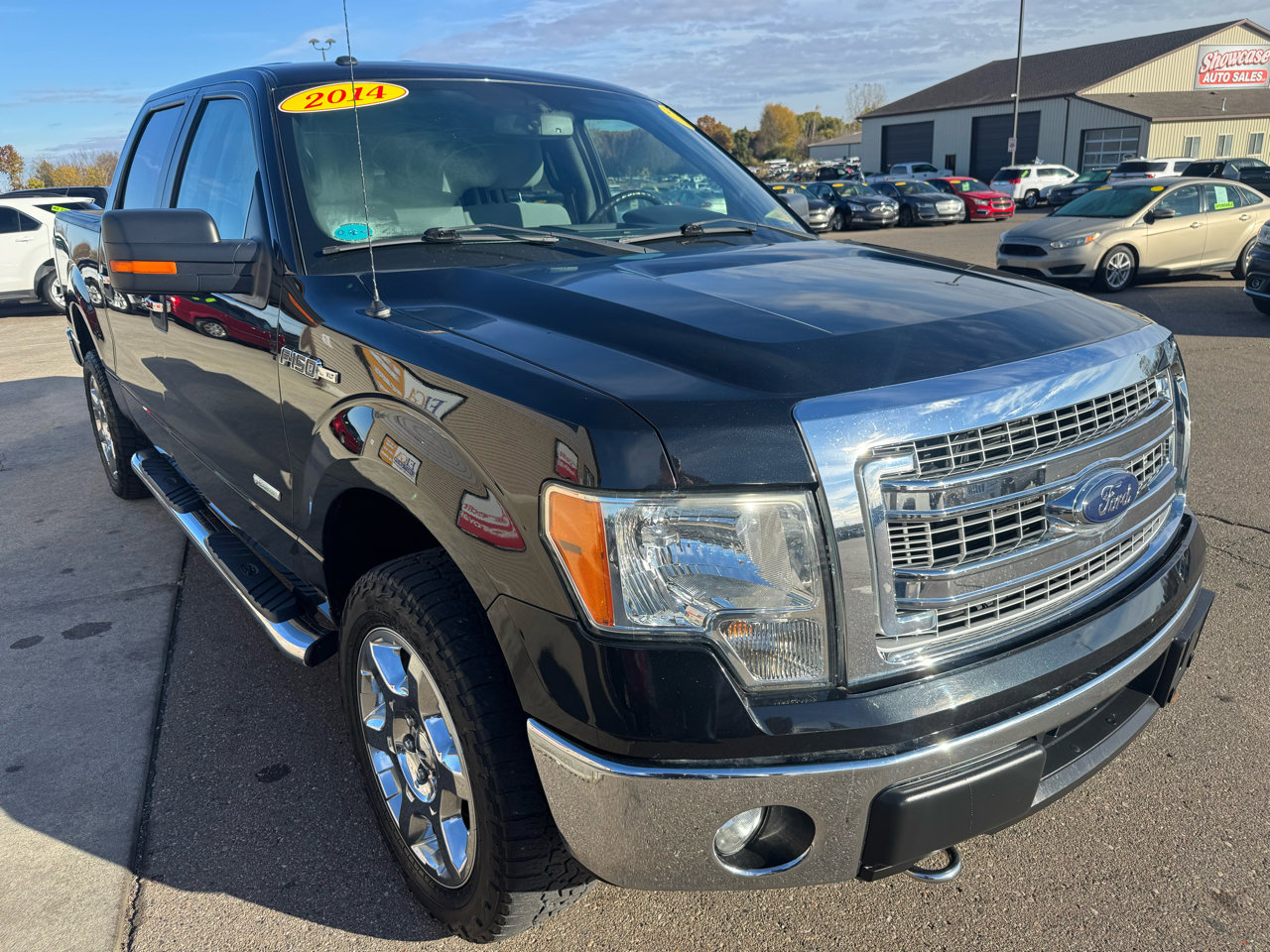 Used 2014 Ford F150 XLT w/ Equipment Group 302A Luxury image 3