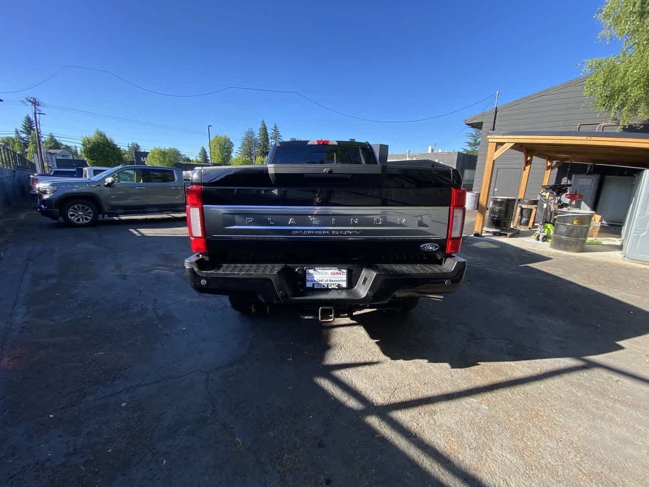 Used 2022 Ford F250 Platinum w/ Tremor Off-Road Package AWD/4WD image 5